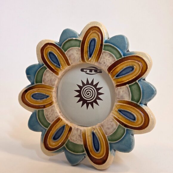 CTG Ceramic Flower Photo Frame – 2x2 in, New - Picture 1 of 4
